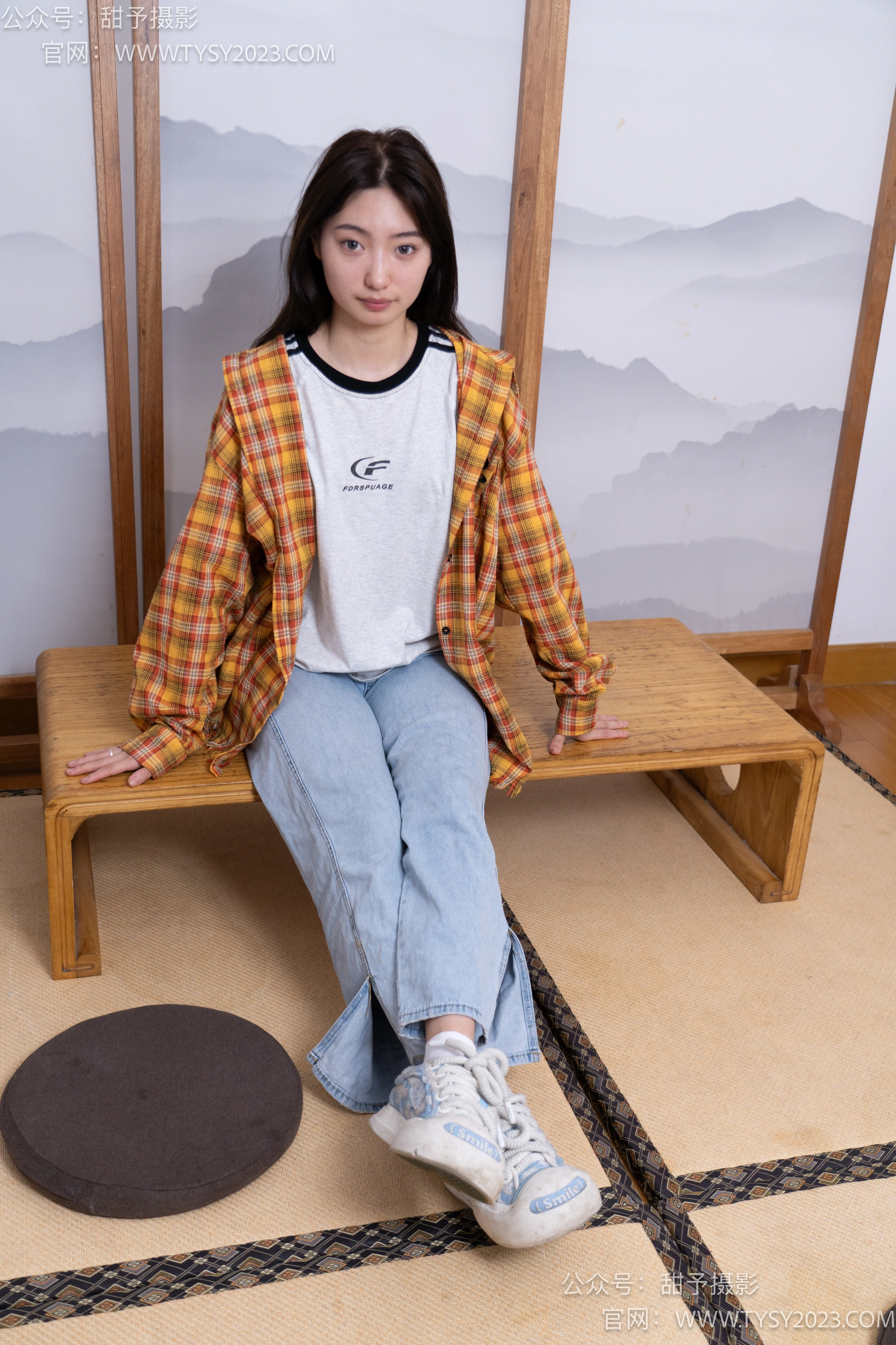 甜予摄影 No.078 雪梨-帆布鞋、白棉袜、裸足 0